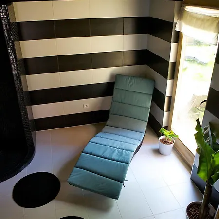 Sunset Apartment *